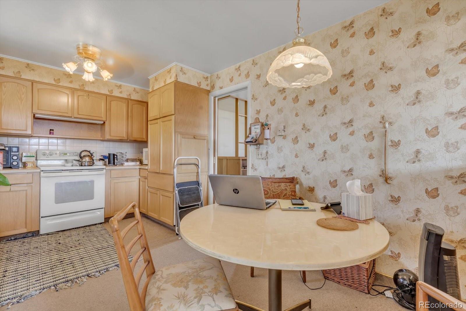 MLS Image #11 for 3220 s fulton court,denver, Colorado