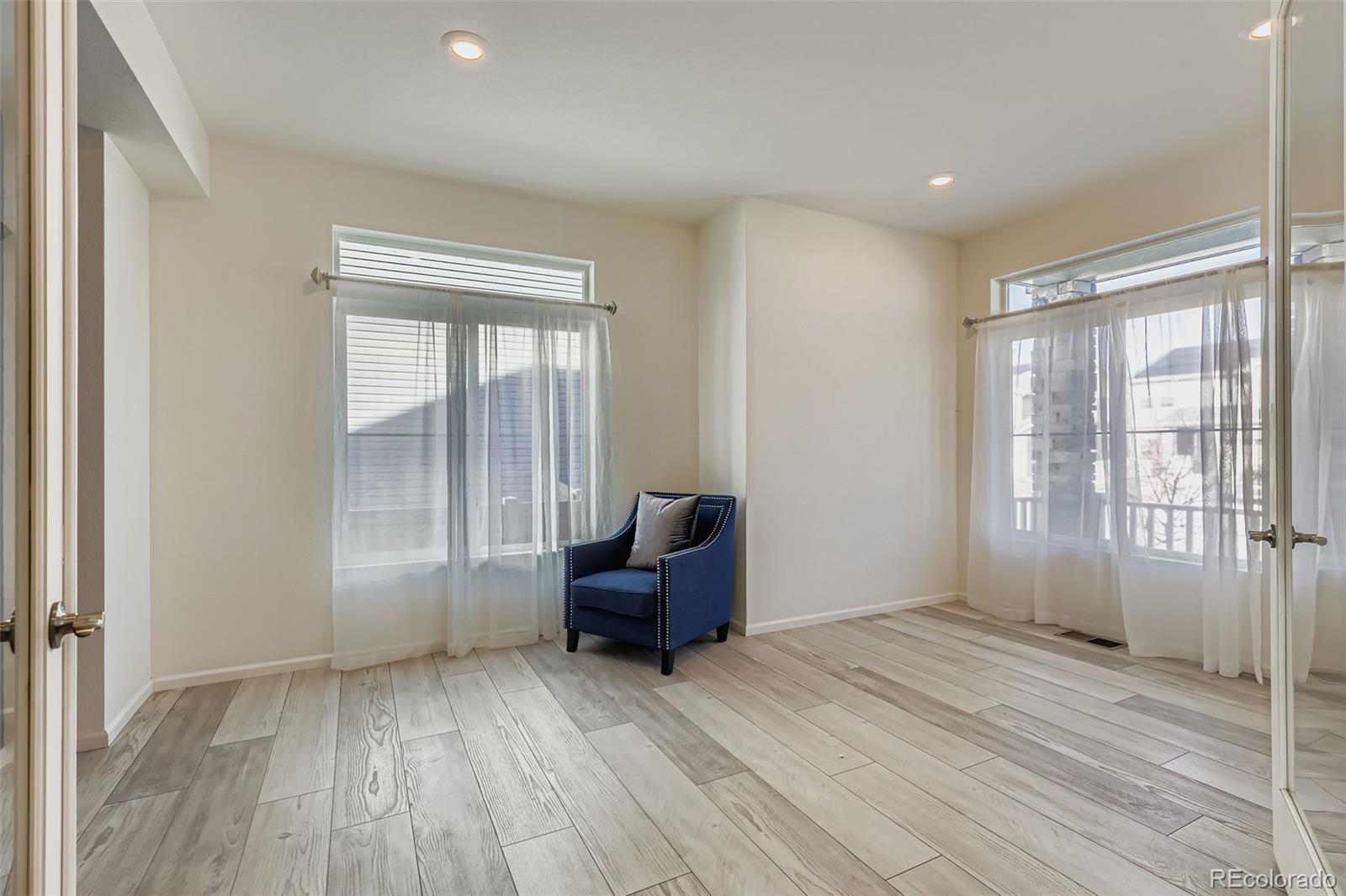 MLS Image #11 for 22238 e 45th place,aurora, Colorado