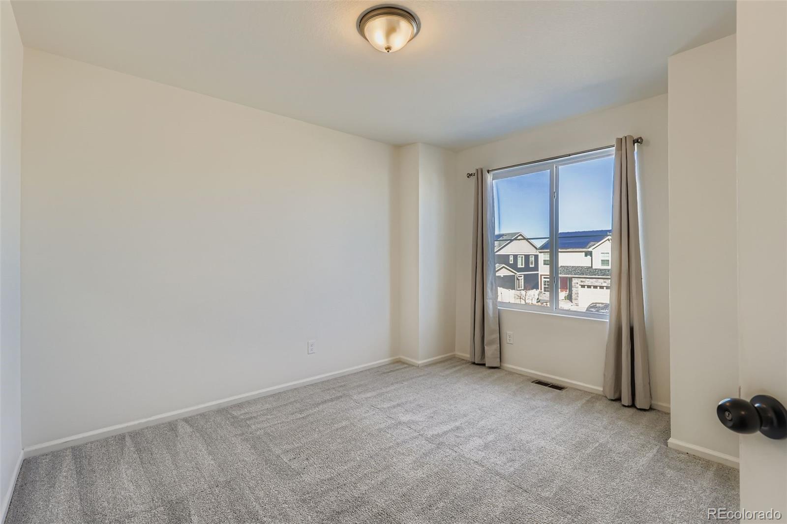 MLS Image #18 for 22238 e 45th place,aurora, Colorado