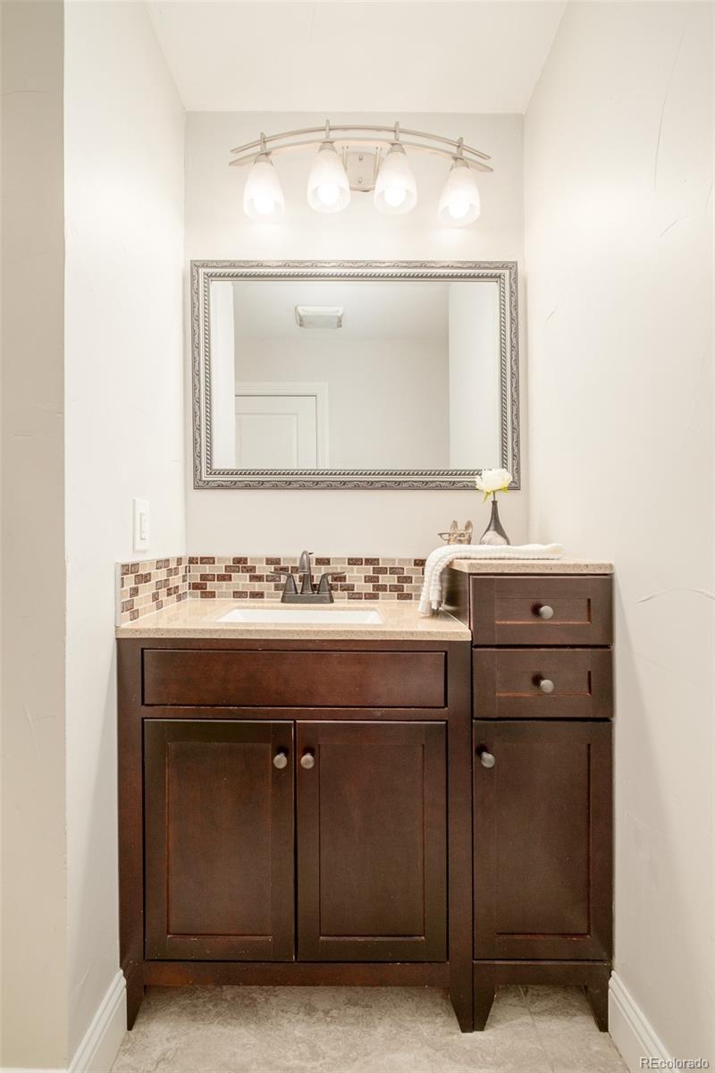 MLS Image #14 for 3810  navajo street,denver, Colorado