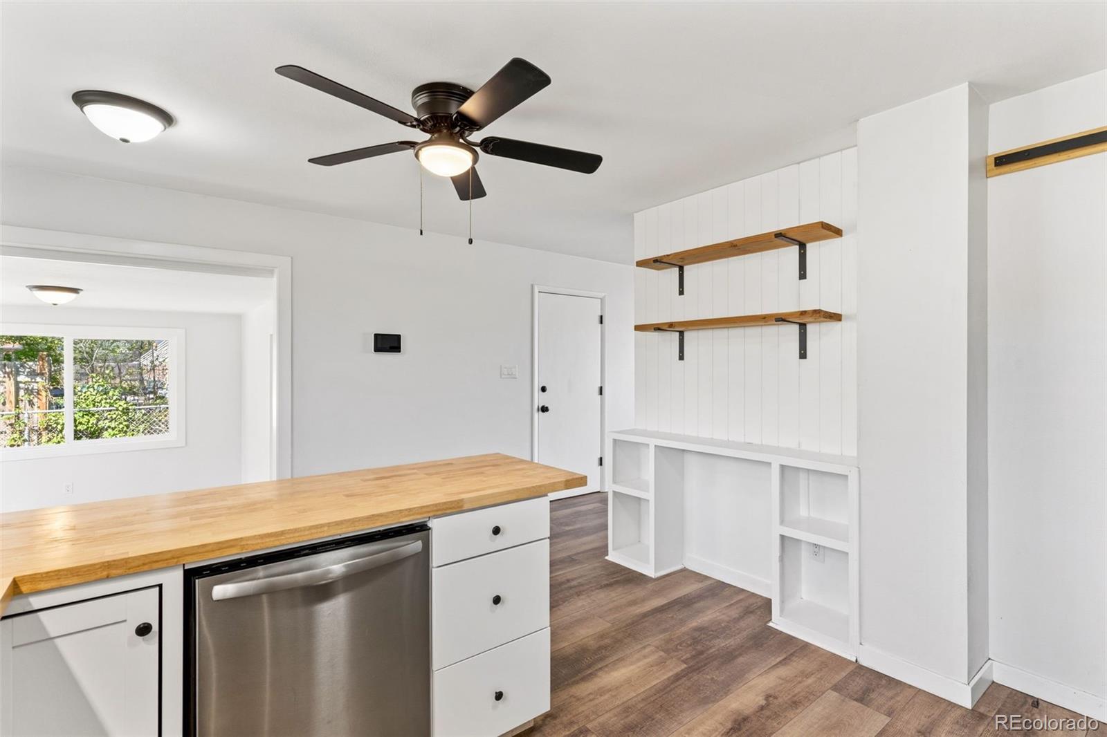 MLS Image #13 for 1539  server drive,colorado springs, Colorado