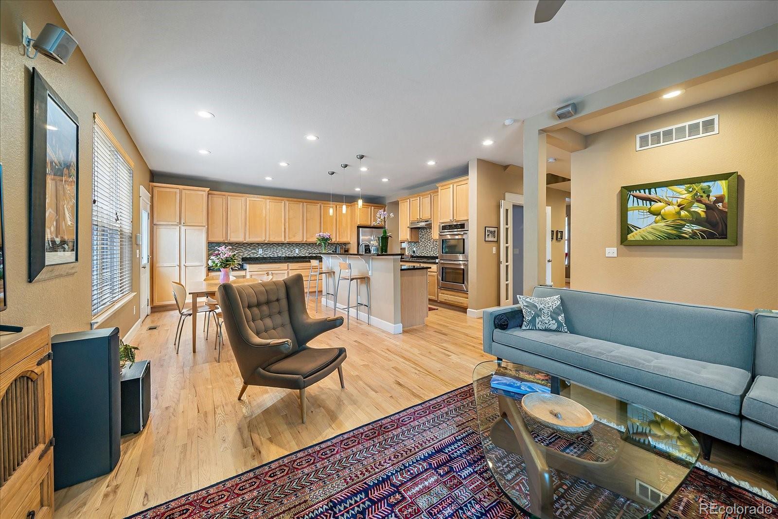 MLS Image #11 for 2825  akron street,denver, Colorado