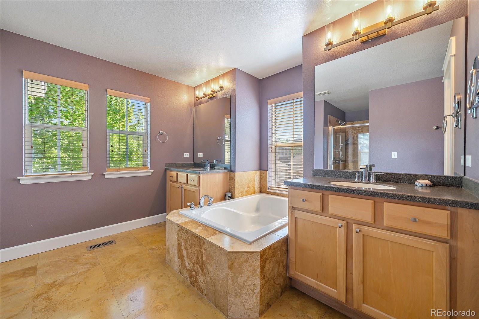 MLS Image #17 for 2825  akron street,denver, Colorado