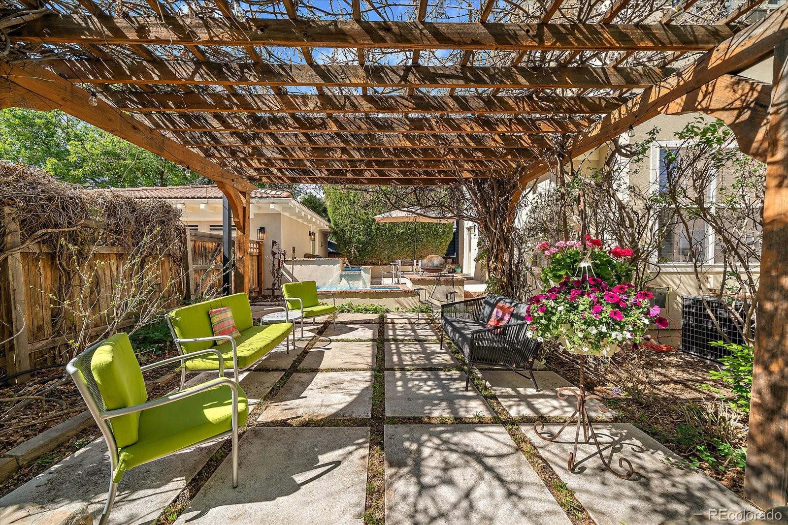MLS Image #31 for 2825  akron street,denver, Colorado