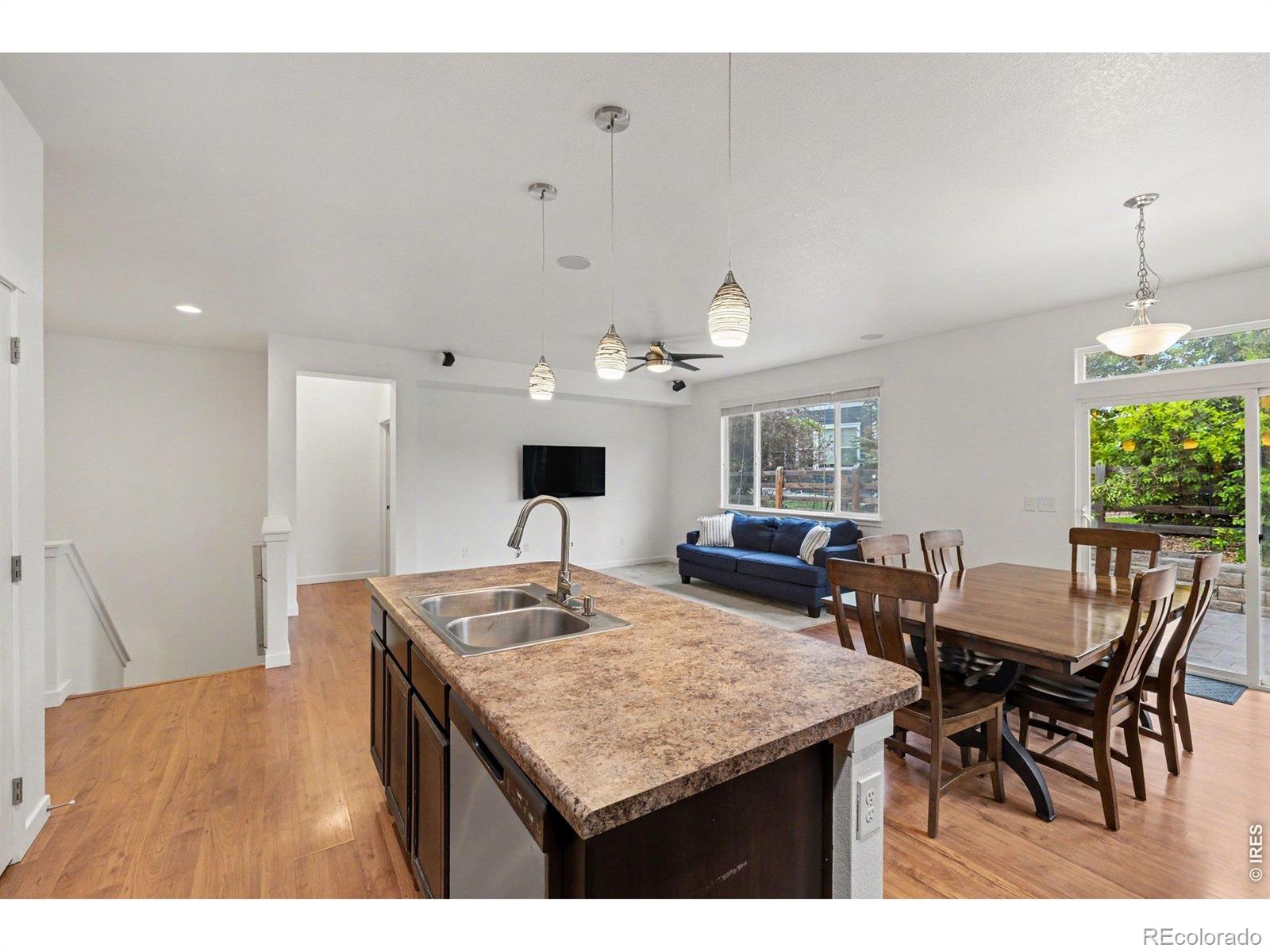 MLS Image #2 for 8922  ellis street,arvada, Colorado