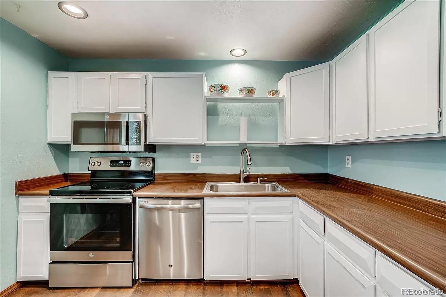 MLS Image #8 for 2863 s joplin court,aurora, Colorado