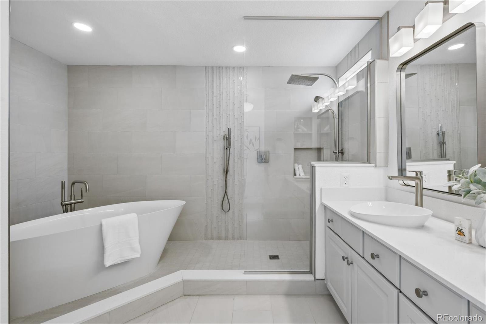 MLS Image #32 for 10137  charissglen lane,highlands ranch, Colorado