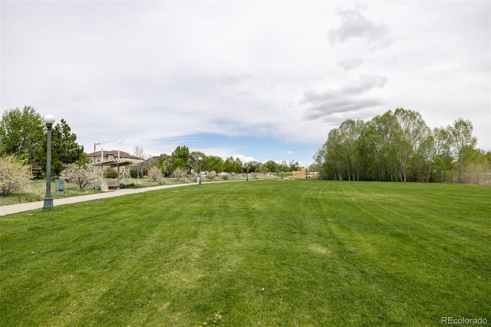 MLS Image #33 for 2831  joliet street,denver, Colorado