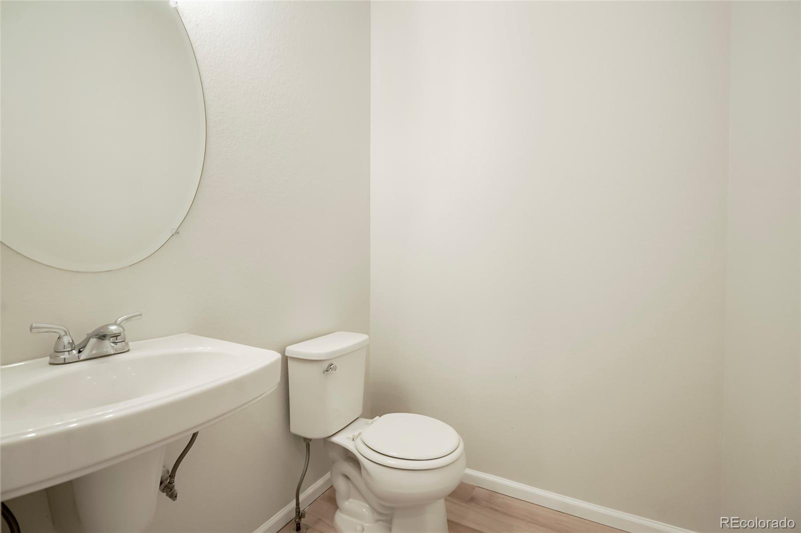 MLS Image #20 for 16249 e elk drive,denver, Colorado