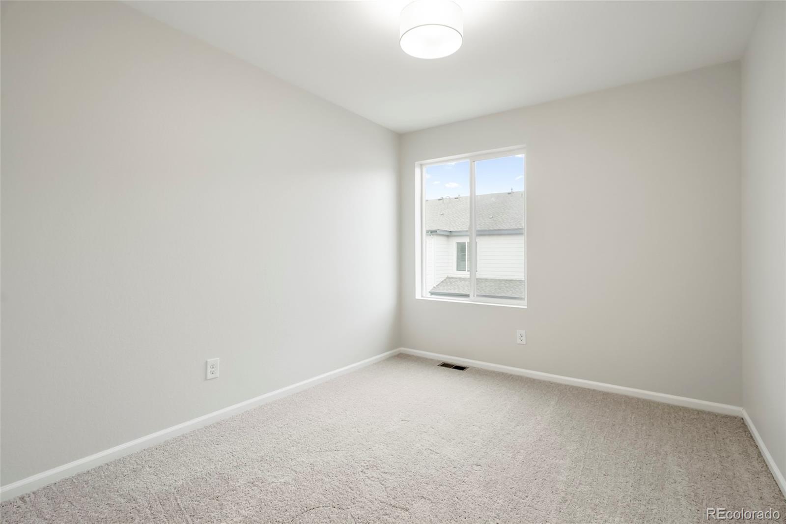 MLS Image #29 for 16249 e elk drive,denver, Colorado