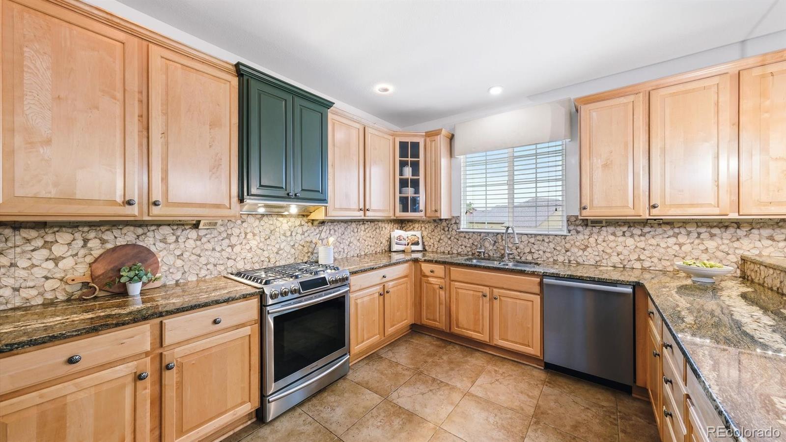 MLS Image #15 for 3998  blue pine circle,highlands ranch, Colorado