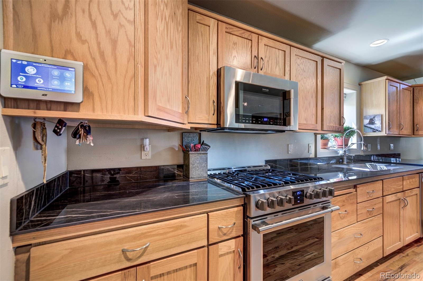 MLS Image #9 for 105  aberdeen bluff ,pueblo, Colorado