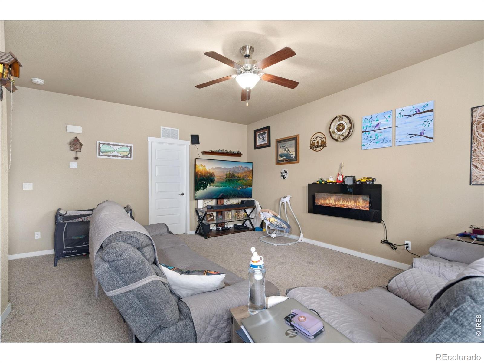 MLS Image #10 for 2701  hydra drive,loveland, Colorado