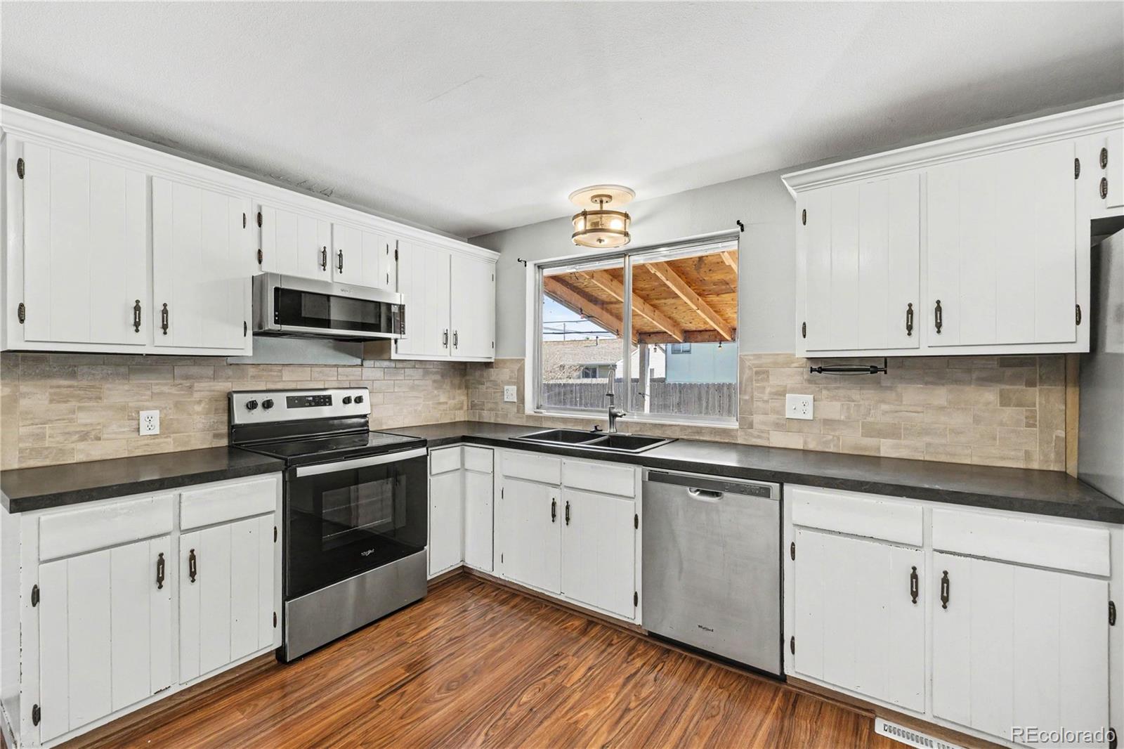 MLS Image #10 for 966 e 8th avenue,broomfield, Colorado