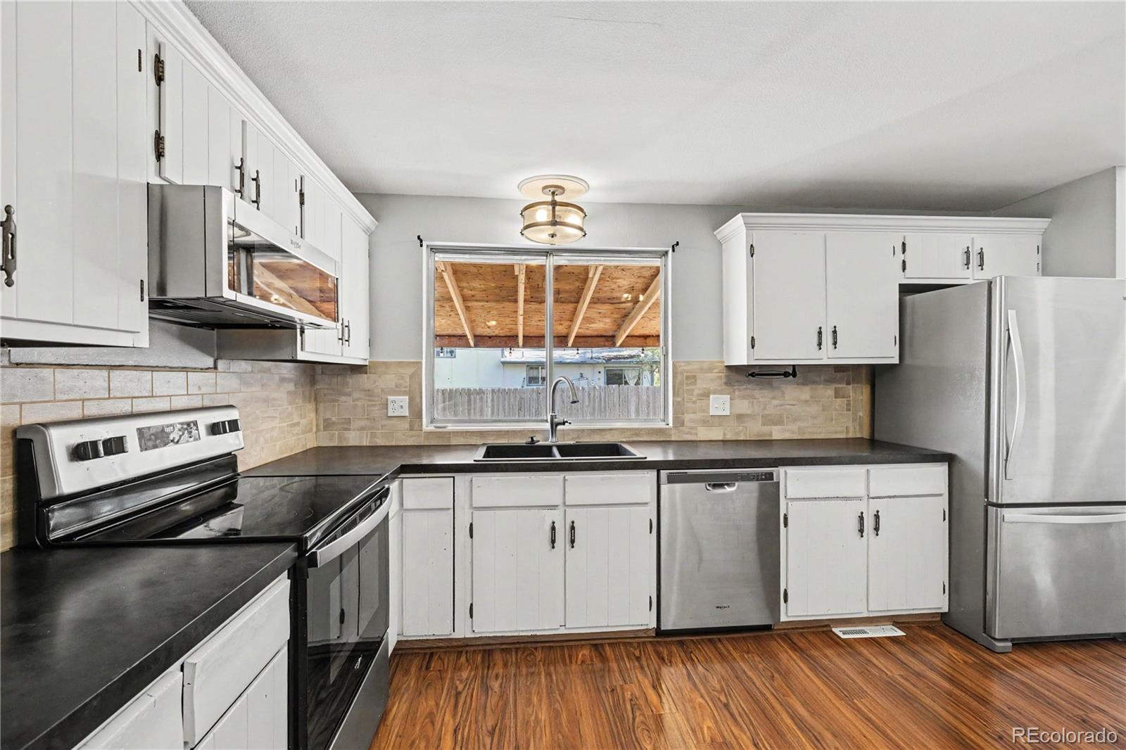 MLS Image #11 for 966 e 8th avenue,broomfield, Colorado
