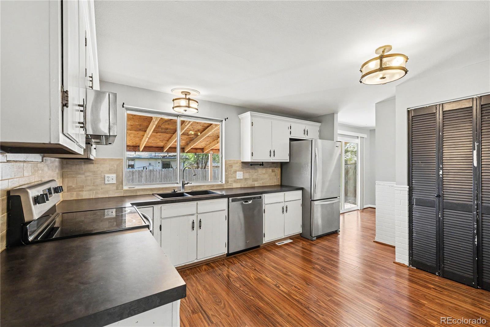 MLS Image #12 for 966 e 8th avenue,broomfield, Colorado