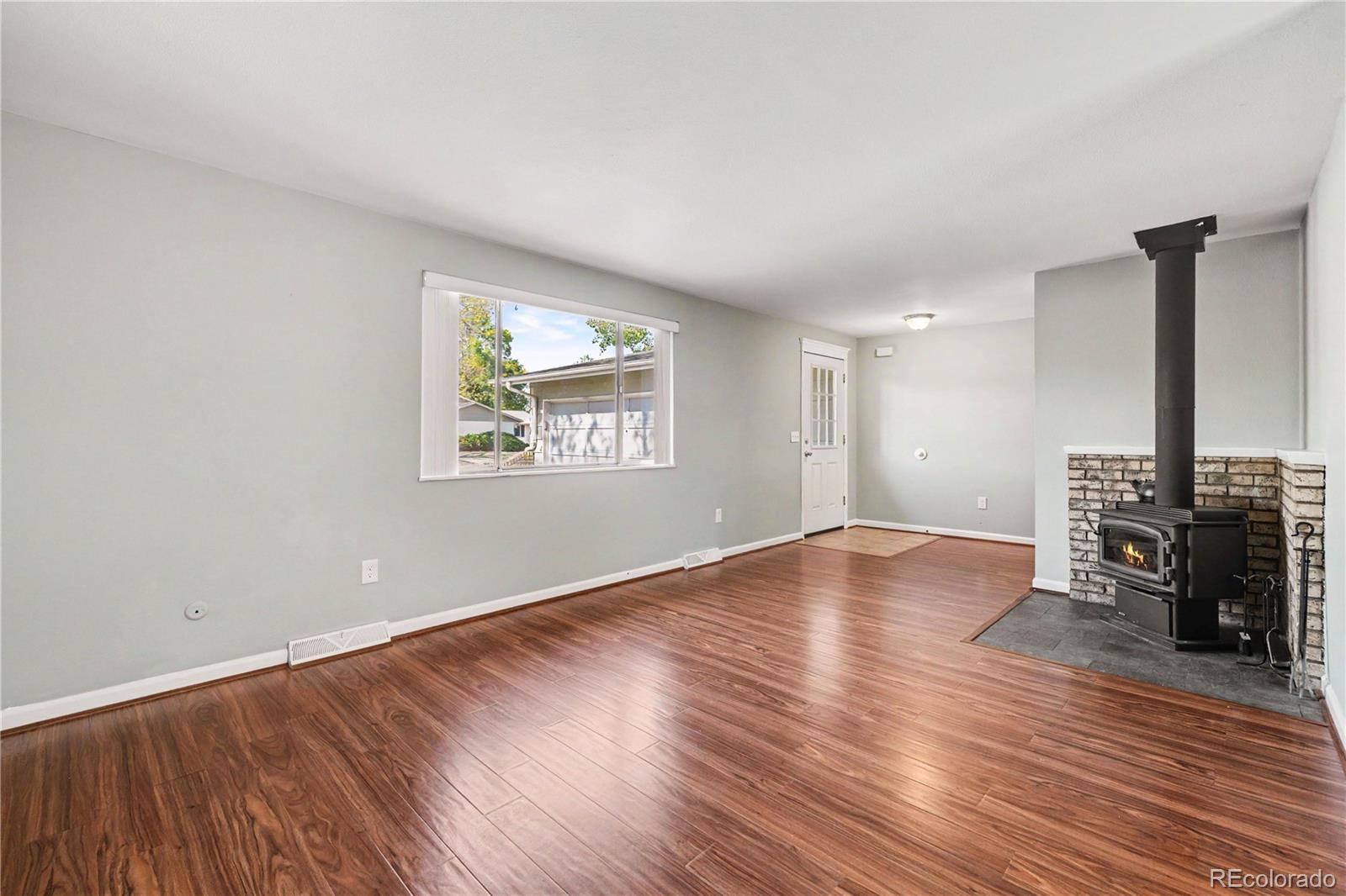 MLS Image #7 for 966 e 8th avenue,broomfield, Colorado