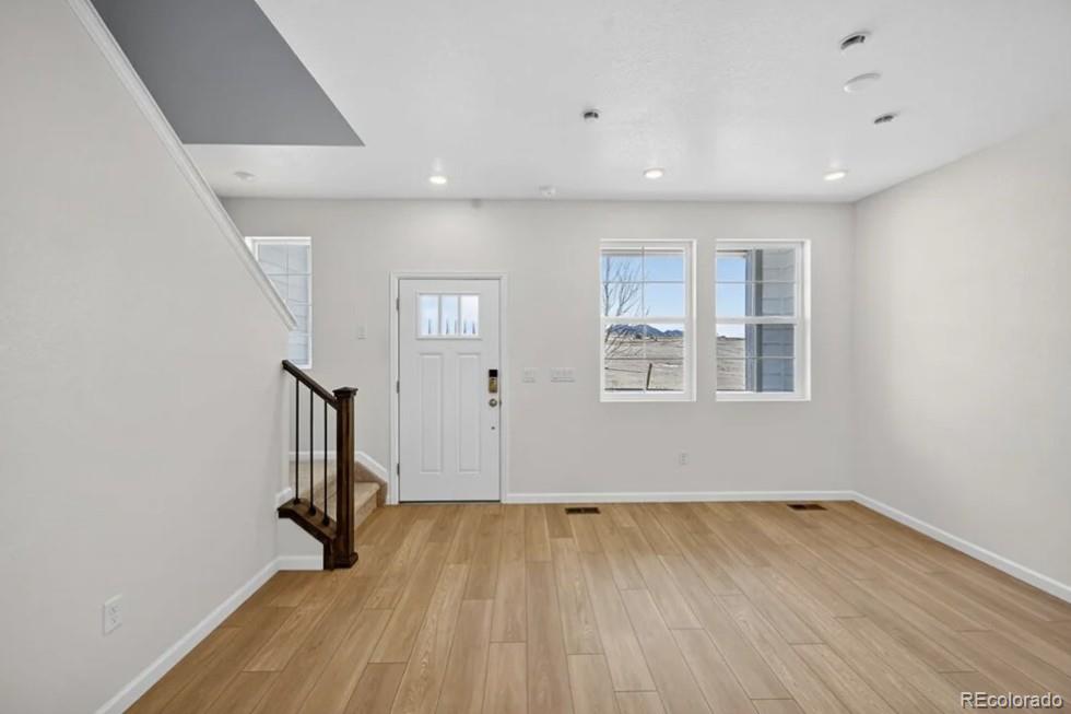 MLS Image #5 for 17157 w 91st lane,arvada, Colorado