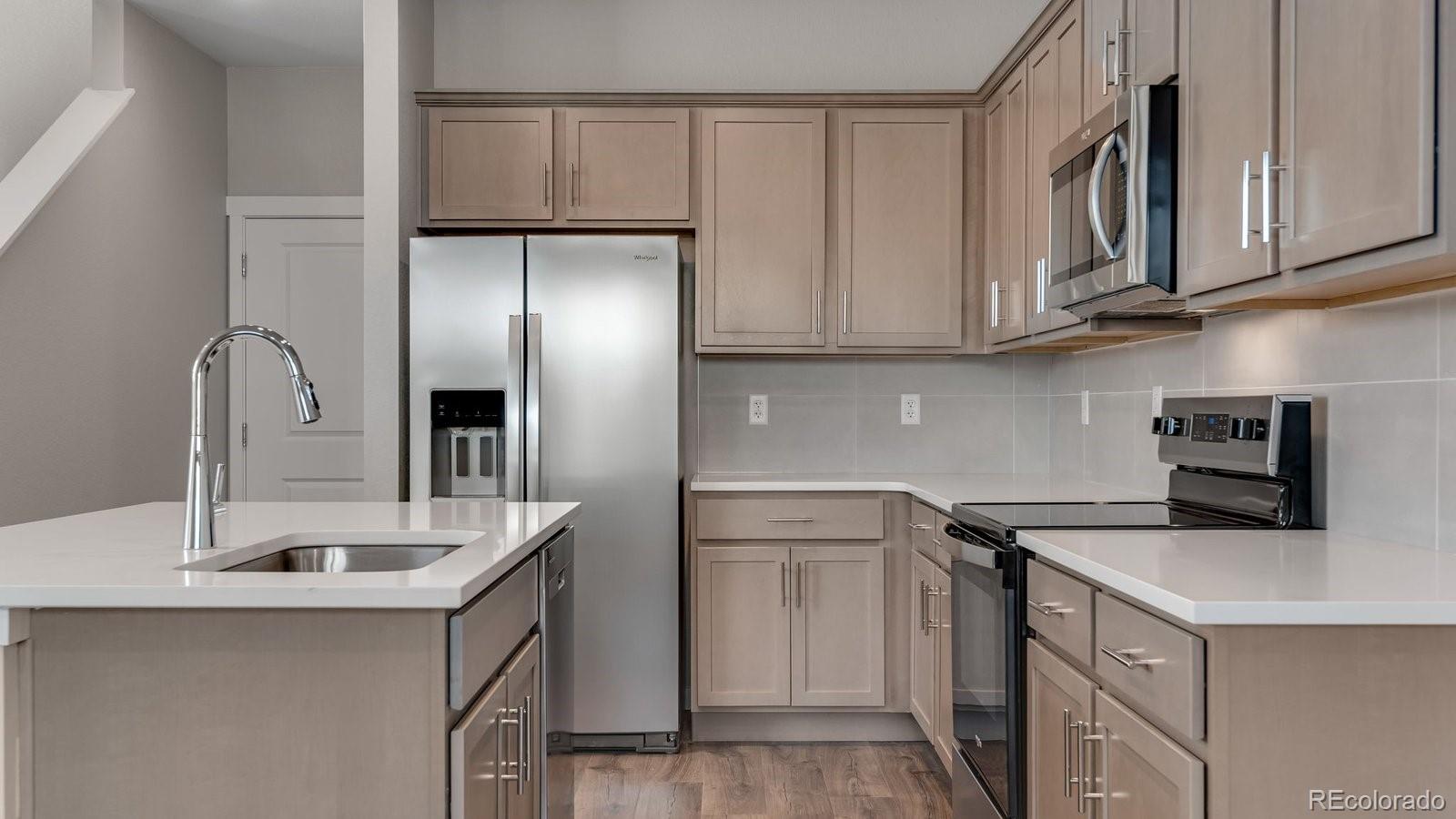 MLS Image #10 for 22624 e 6th place,aurora, Colorado