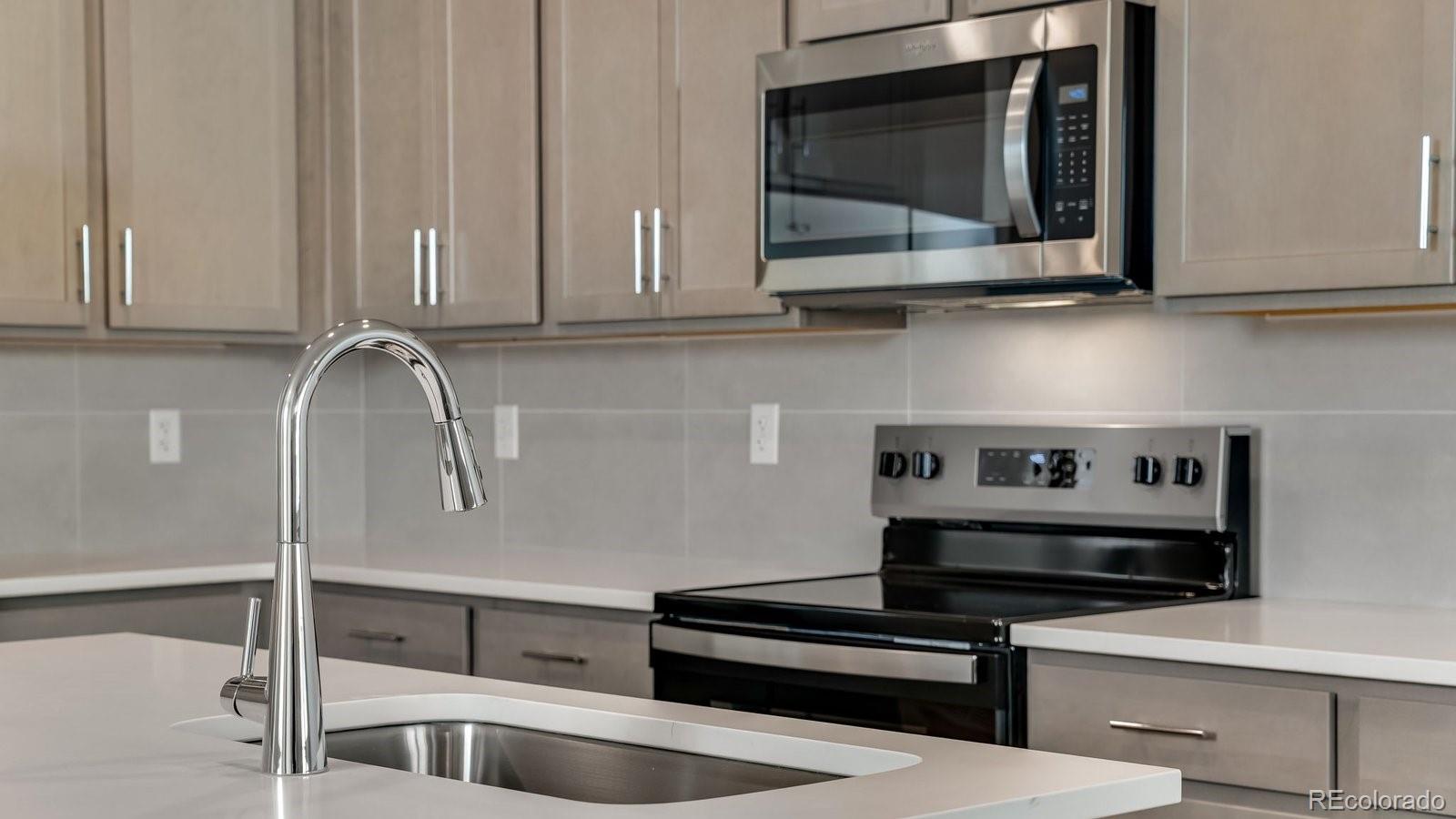 MLS Image #12 for 22624 e 6th place,aurora, Colorado