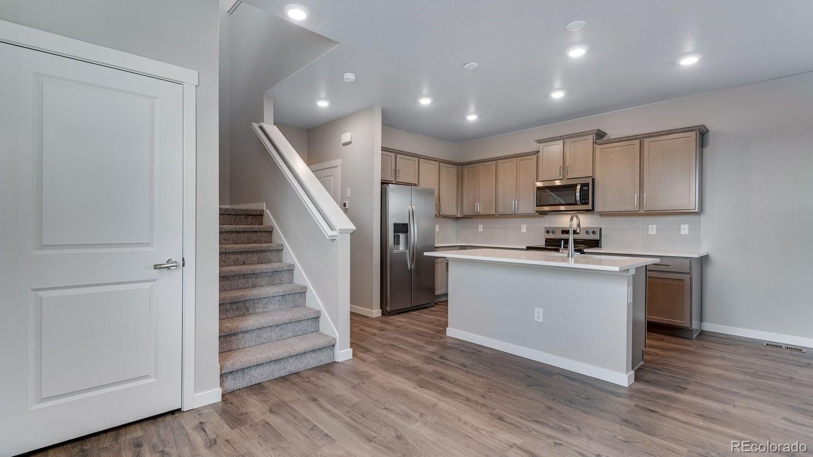 MLS Image #15 for 22624 e 6th place,aurora, Colorado