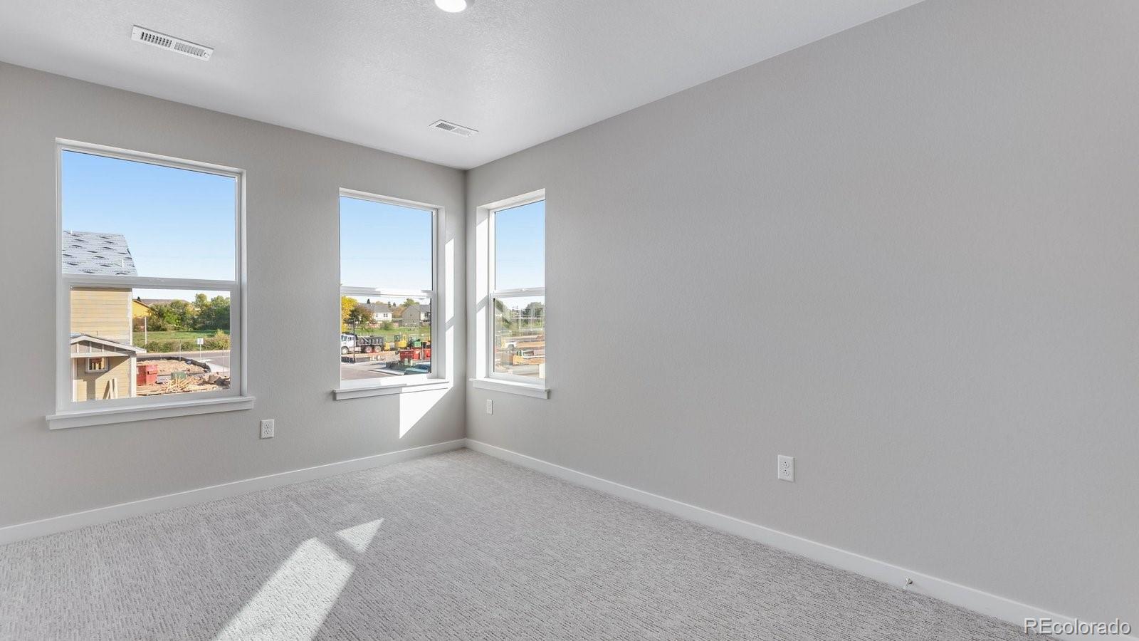 MLS Image #18 for 22624 e 6th place,aurora, Colorado