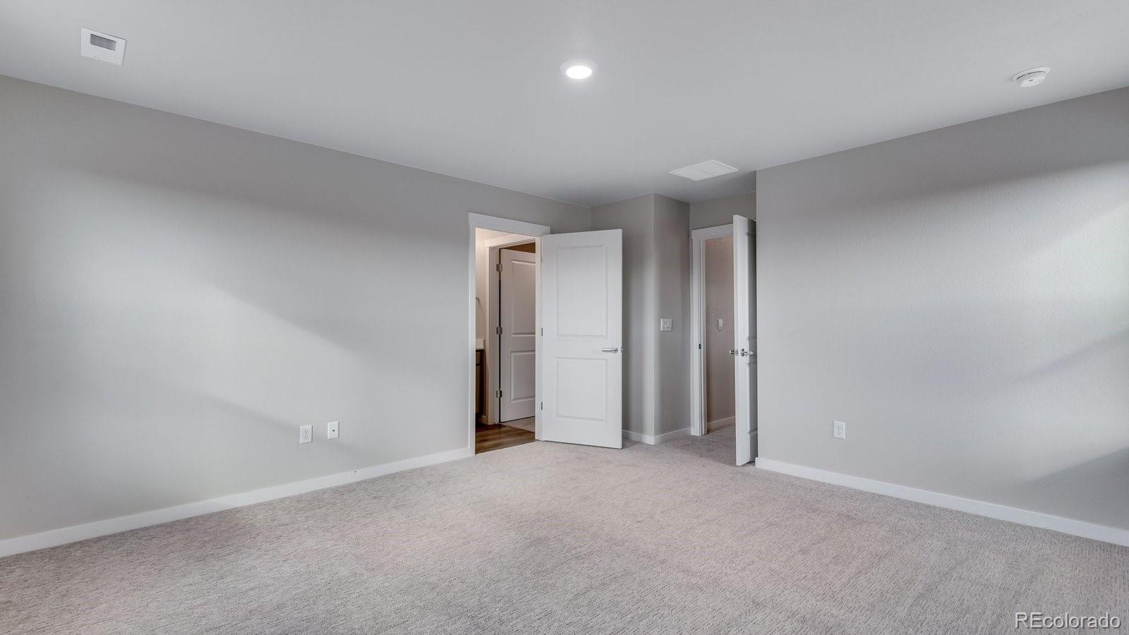 MLS Image #25 for 22624 e 6th place,aurora, Colorado