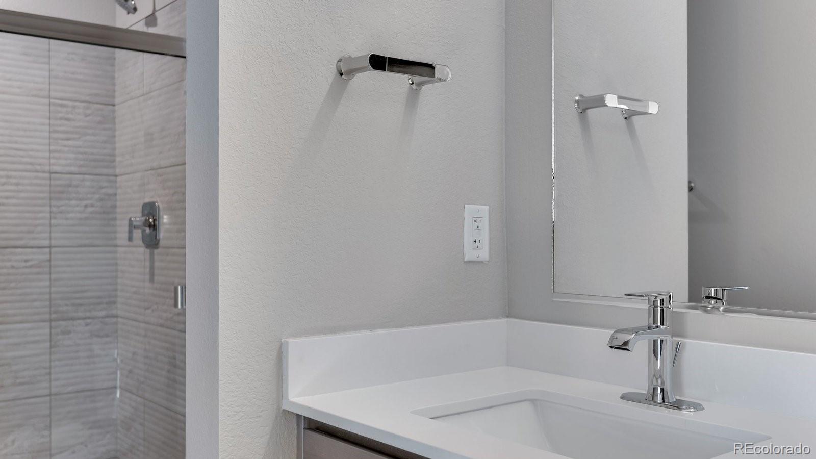 MLS Image #28 for 22624 e 6th place,aurora, Colorado