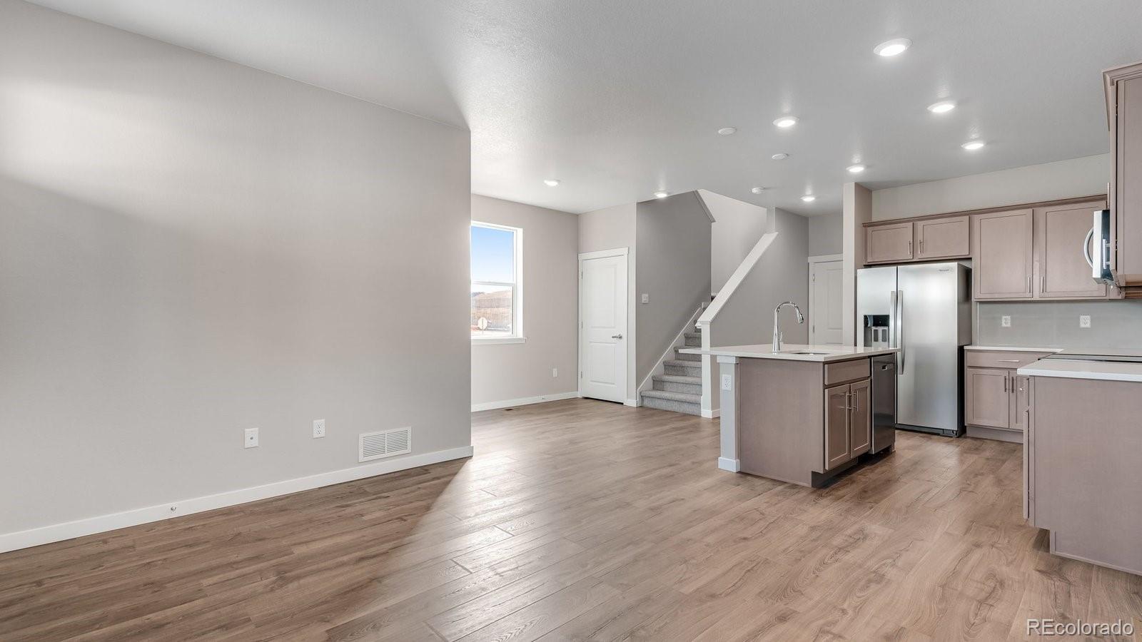 MLS Image #3 for 22624 e 6th place,aurora, Colorado