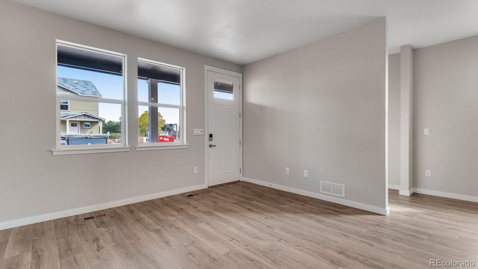 MLS Image #4 for 22624 e 6th place,aurora, Colorado