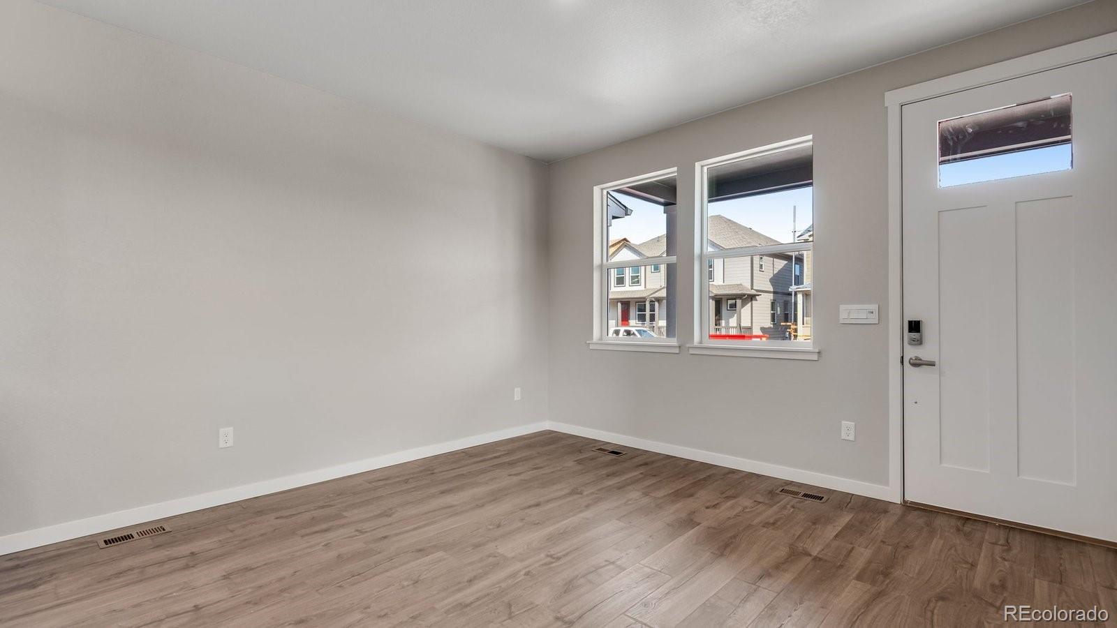 MLS Image #5 for 22624 e 6th place,aurora, Colorado