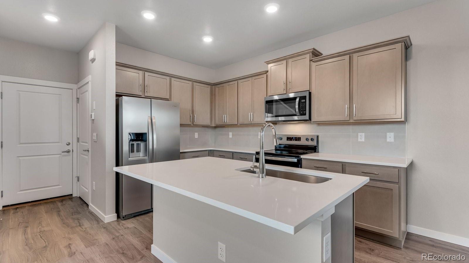 MLS Image #6 for 22624 e 6th place,aurora, Colorado