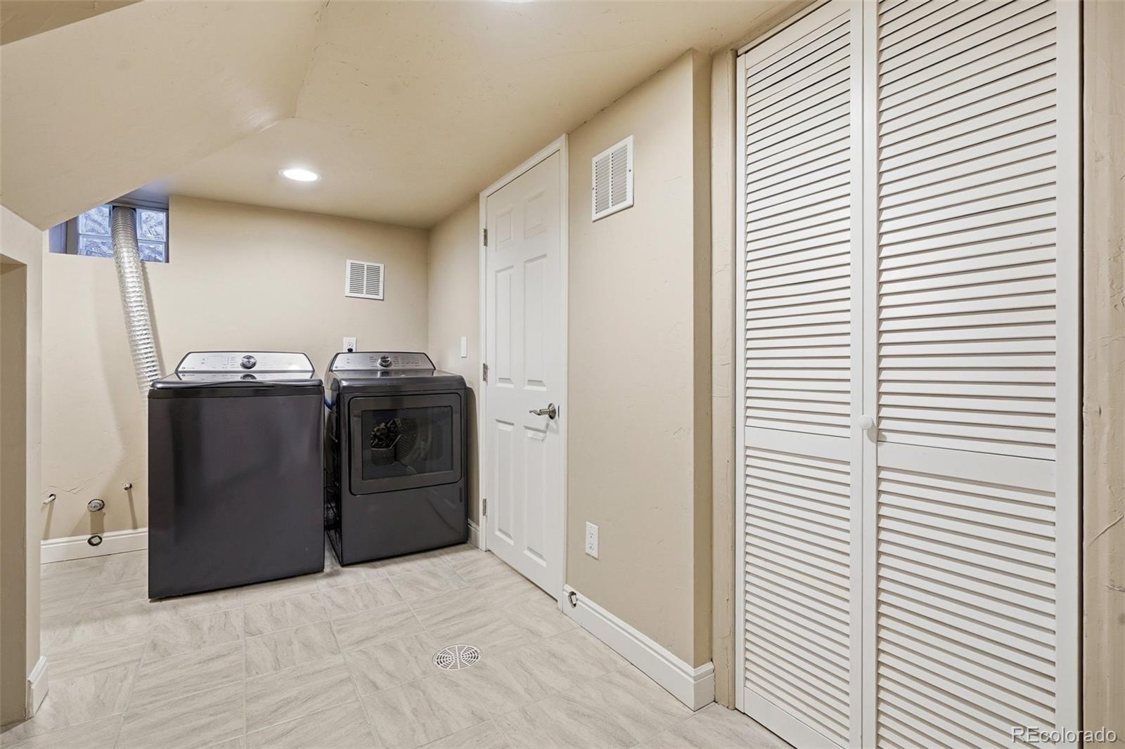 MLS Image #26 for 2646  julian street,denver, Colorado