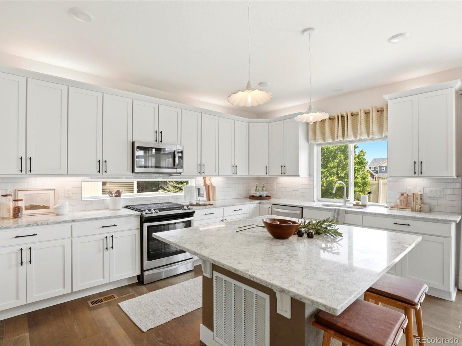 MLS Image #14 for 3675  driftwood drive,johnstown, Colorado