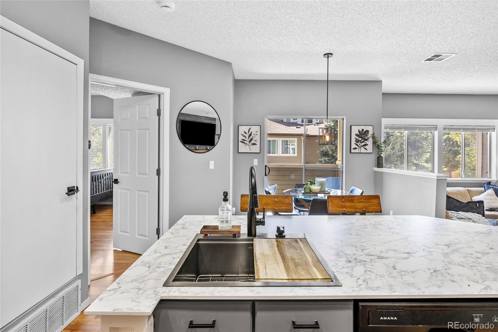MLS Image #11 for 6001 s yosemite street e205,greenwood village, Colorado