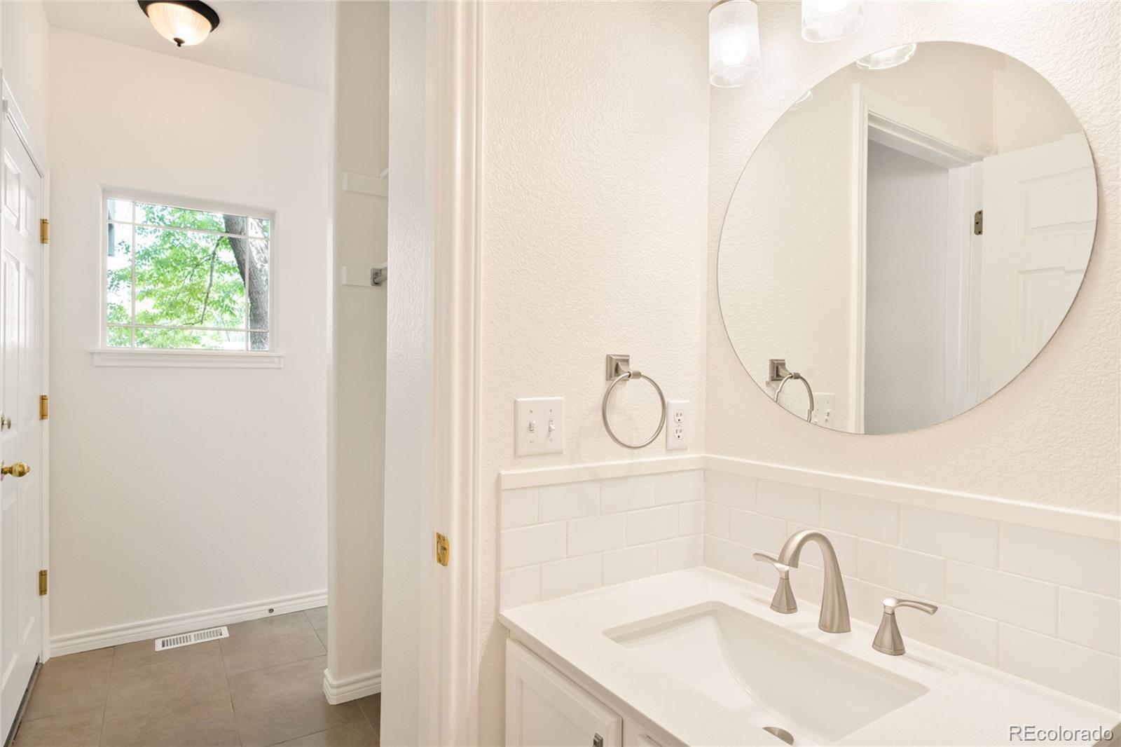 MLS Image #9 for 818 s terry street,longmont, Colorado