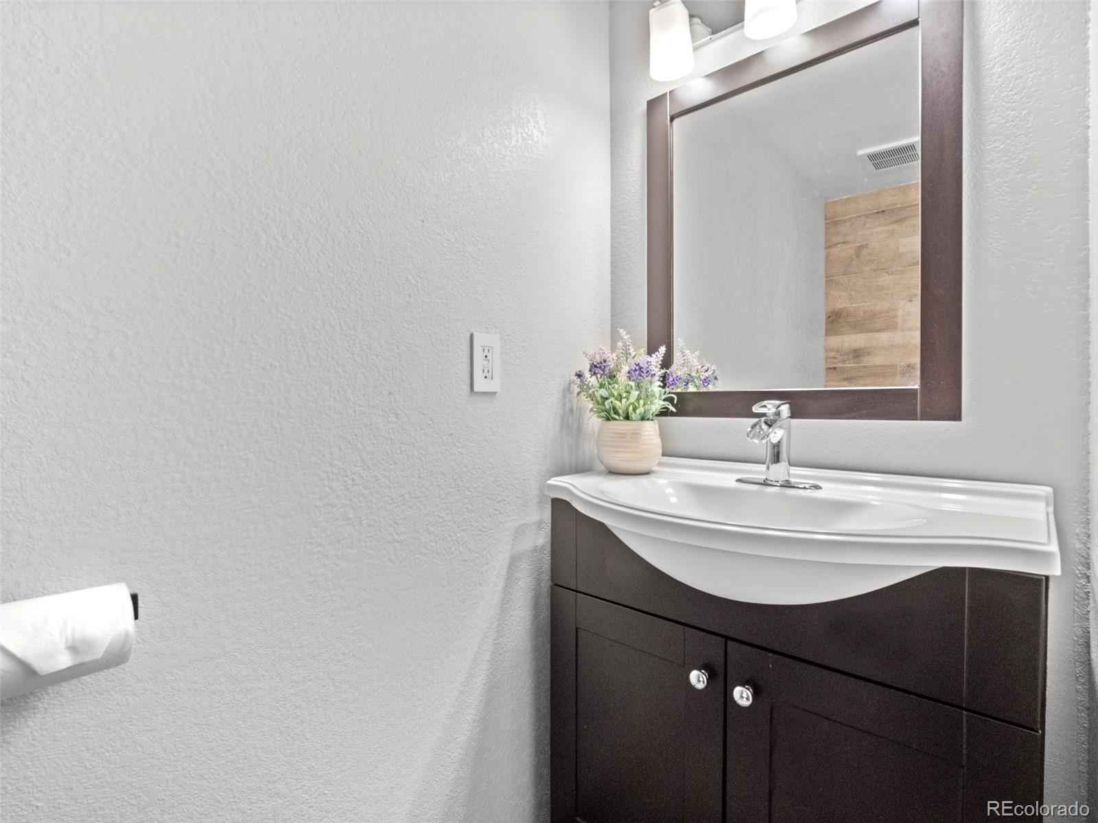 MLS Image #19 for 12162 w lake avenue,littleton, Colorado