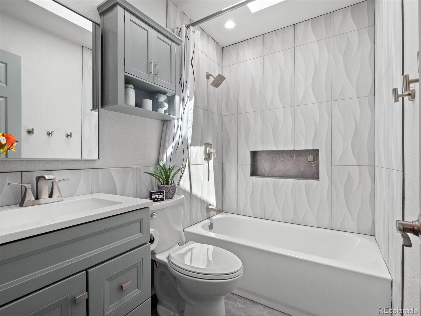 MLS Image #23 for 12162 w lake avenue,littleton, Colorado