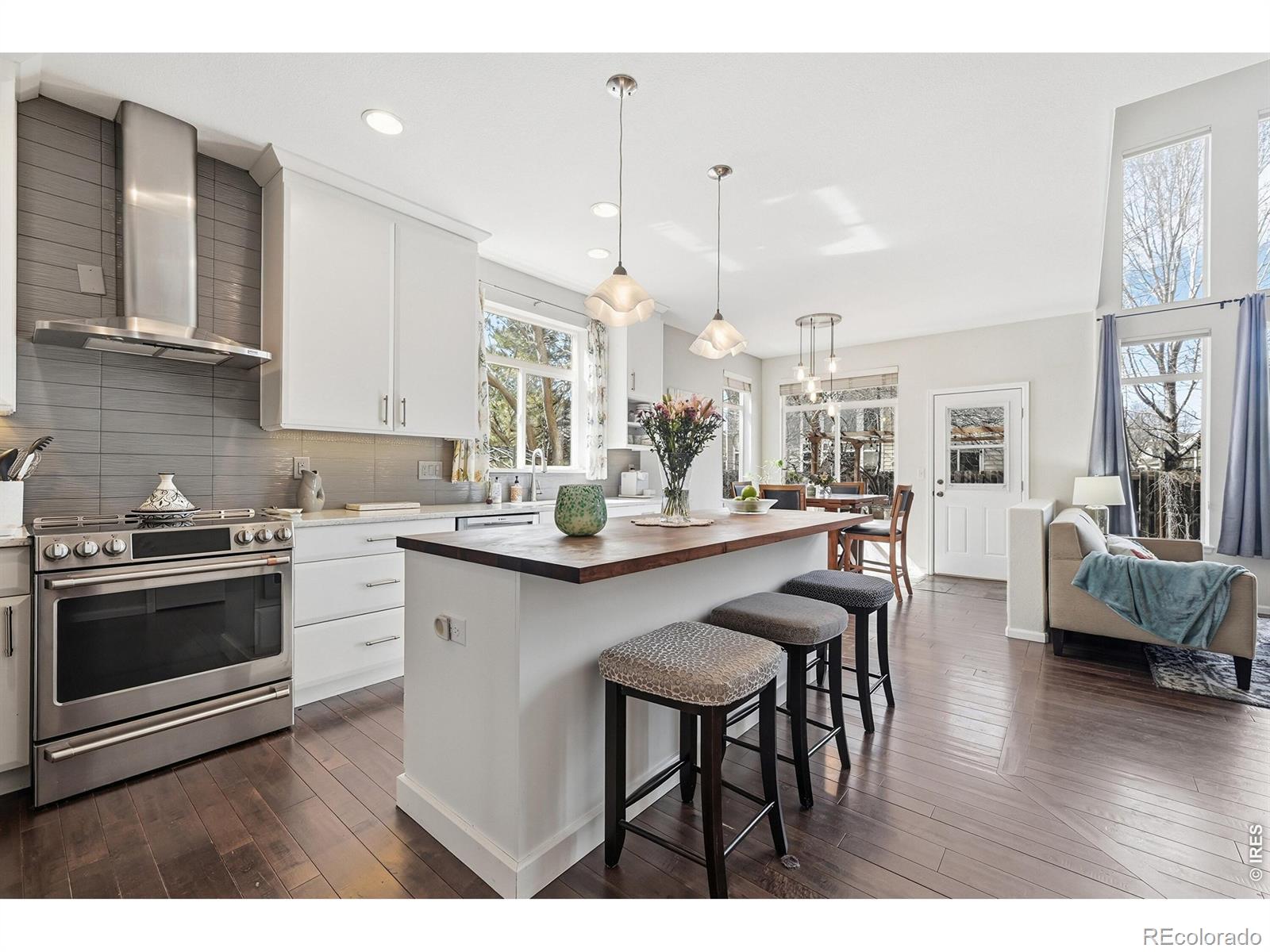MLS Image #5 for 1482  high plains court,lafayette, Colorado