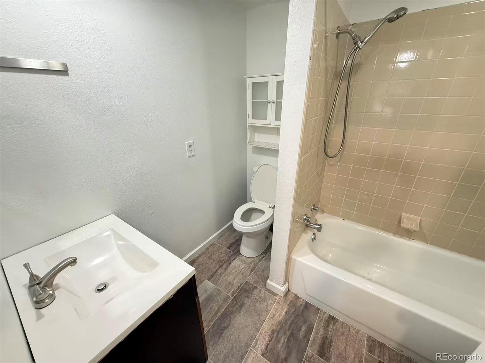 MLS Image #13 for 14129 e dickinson drive b,aurora, Colorado