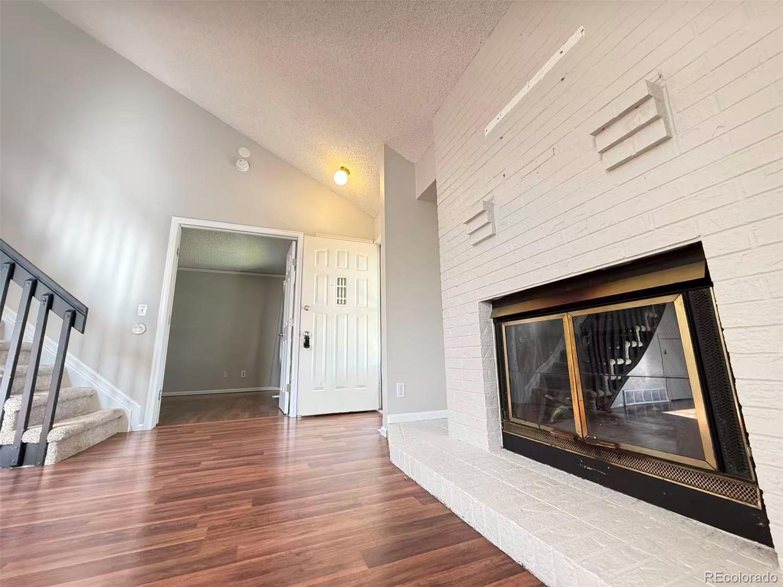 MLS Image #3 for 14129 e dickinson drive b,aurora, Colorado