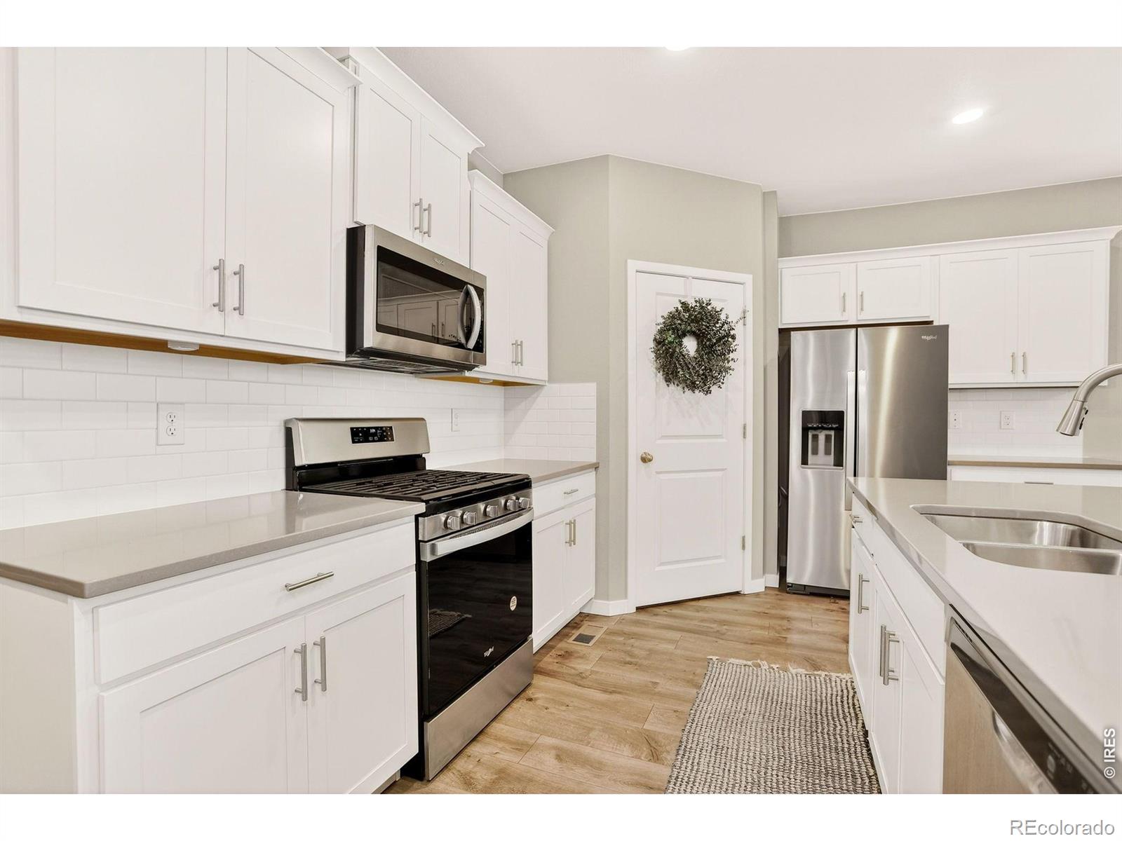 MLS Image #11 for 1944  thundercloud drive,windsor, Colorado