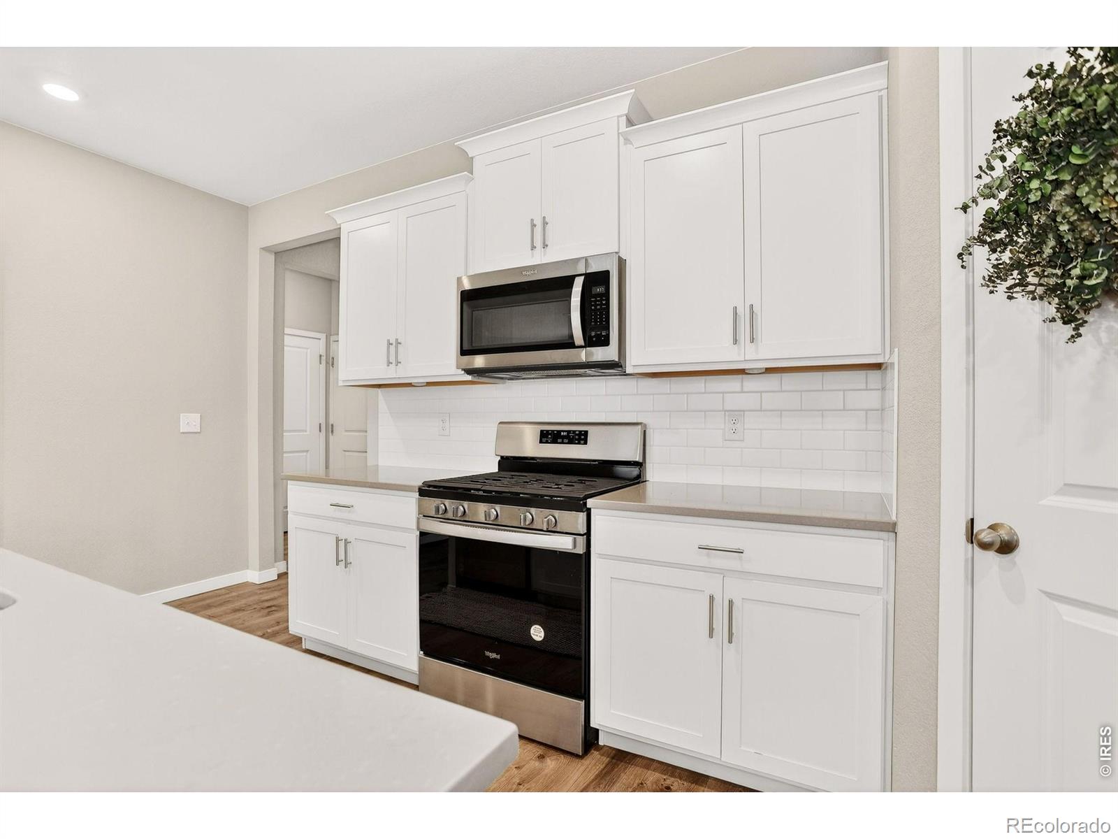 MLS Image #13 for 1944  thundercloud drive,windsor, Colorado