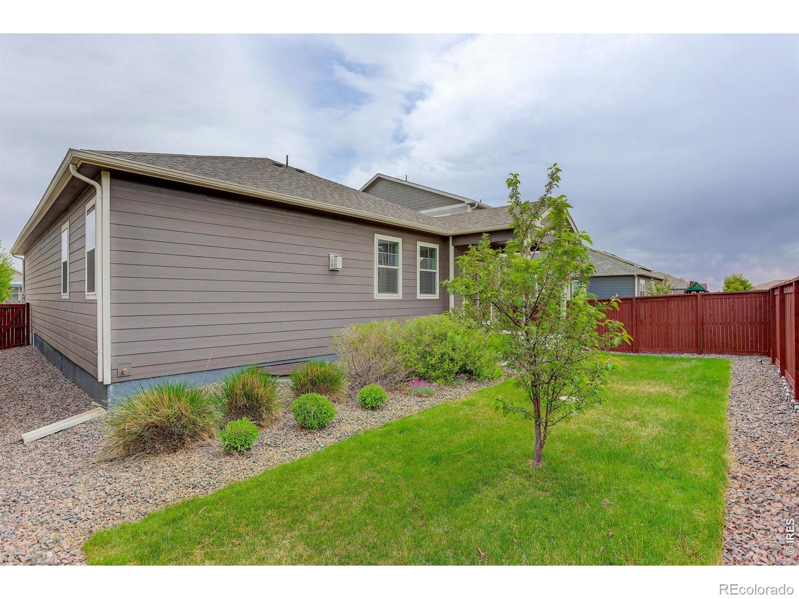 MLS Image #33 for 1944  thundercloud drive,windsor, Colorado