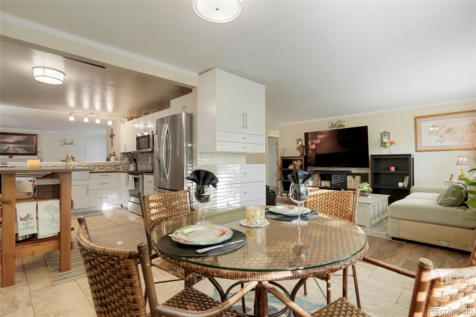 MLS Image #12 for 2741 s salida way,aurora, Colorado