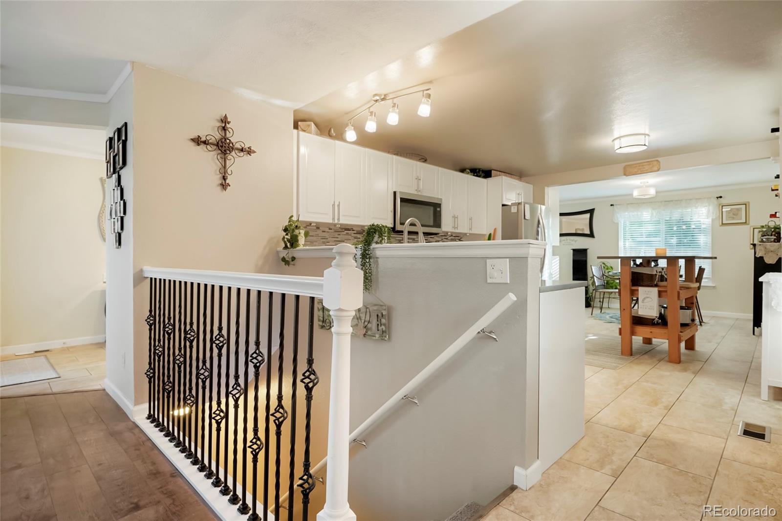 MLS Image #6 for 2741 s salida way,aurora, Colorado