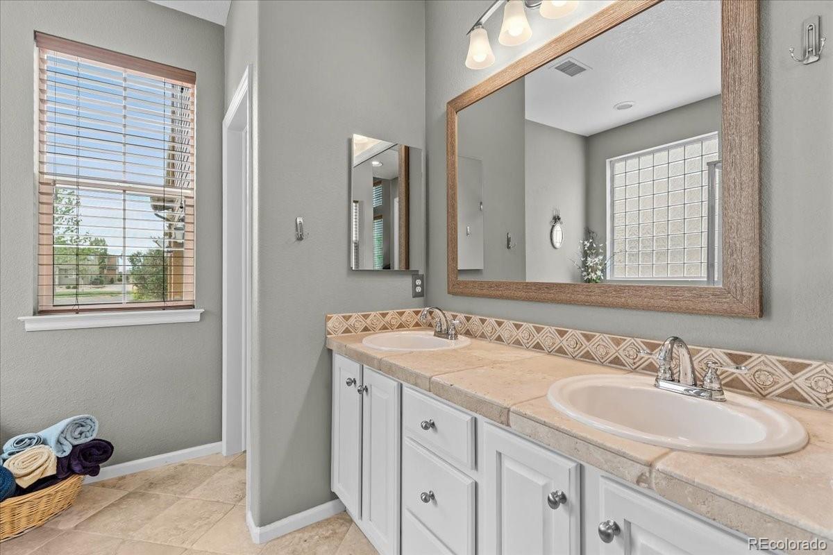 MLS Image #15 for 10624  clearview lane,highlands ranch, Colorado