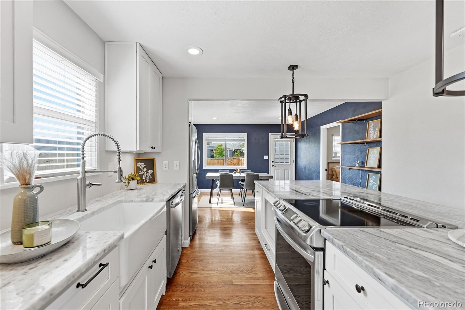 MLS Image #11 for 1890 w 52nd avenue,denver, Colorado