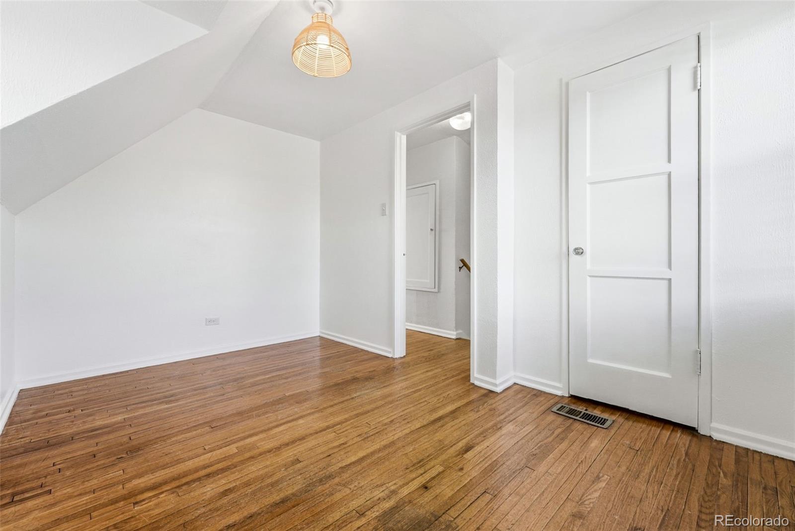 MLS Image #18 for 1890 w 52nd avenue,denver, Colorado