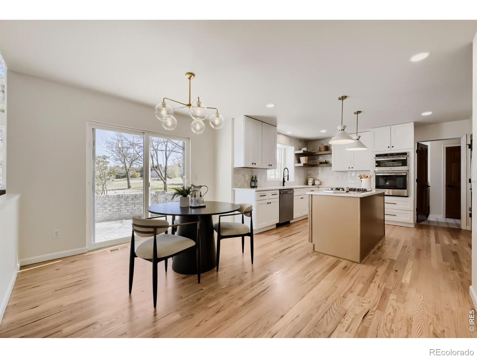 MLS Image #10 for 19882 e geddes place,centennial, Colorado